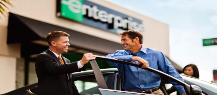 Car Rental Saigon: Instant BookingConfirmation