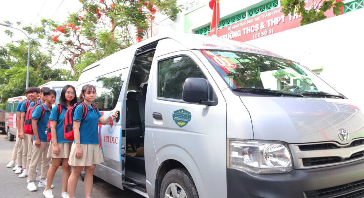 Thuê xe dưa dón học sinh